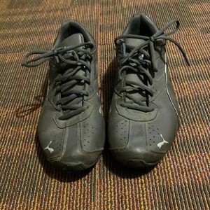 Barely Used Puma Tennis Shoes